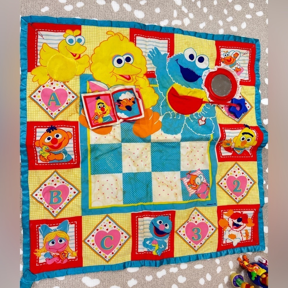 Vintage 1989 playskool sesame street activity mat tummytime baby cookie monster
